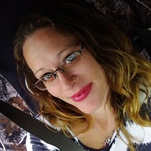 Meet your Posher, Kari